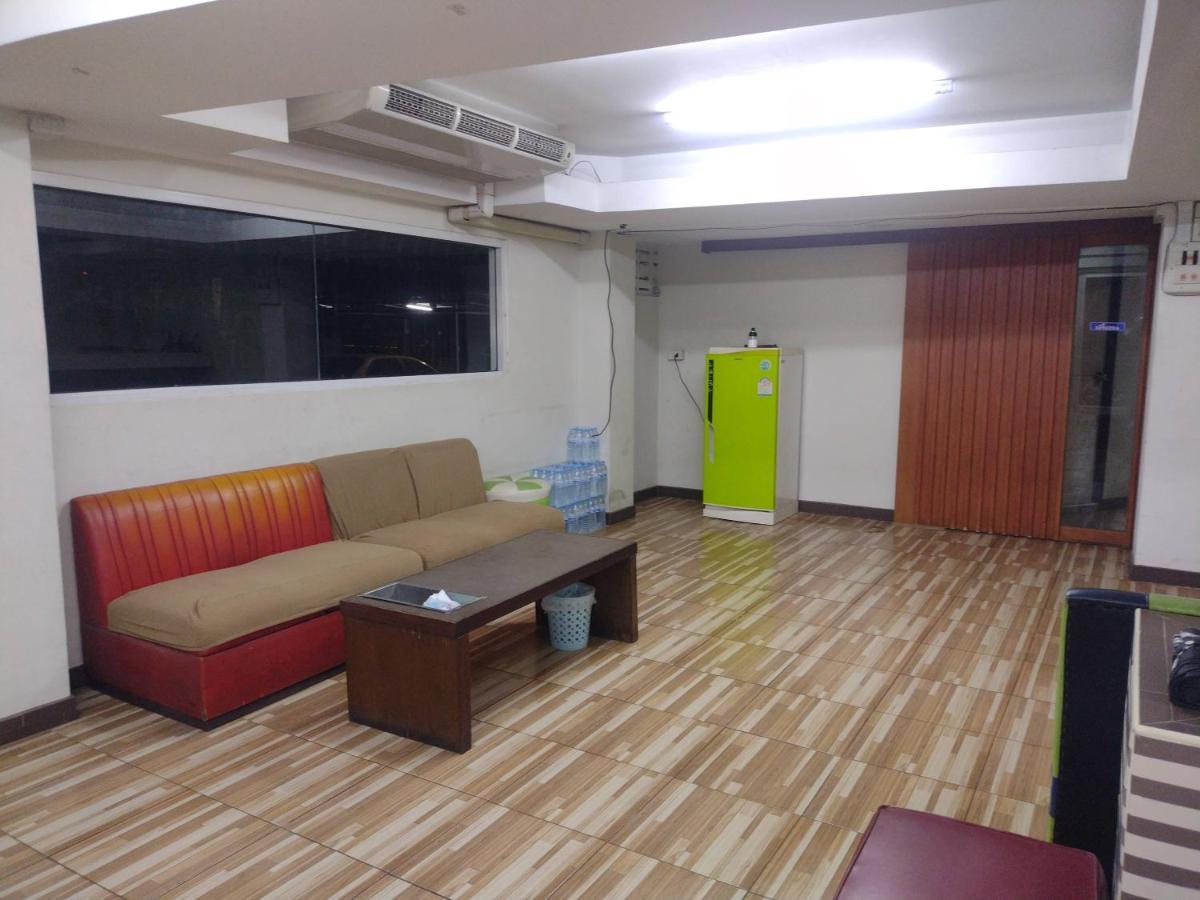 Friendly Hostel - Dmk Airport เฟรนด์ลี่ โฮสเทล ดอนเมือง Bangkok Exterior photo